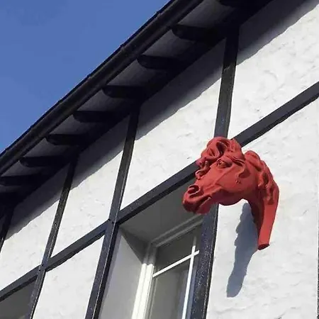 A Stylish In The Centre Of Town * Montreuil (Pas-de-Calais)